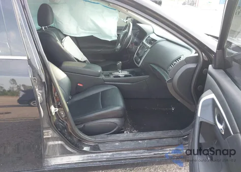 2018 Nissan Altima 2.5/S/Sv/Sl/Sr из США, поврежденный, VIN 1N4AL3AP5JC299208